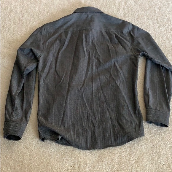 Grey and black button down shirt - Picture 3 of 3